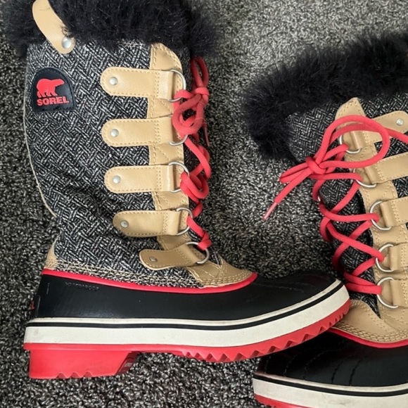 Sorel Tofino Brown,Tan, Red, blackHerringbone Lace Up Womens Winter Boots Size 5 - Picture 2 of 11
